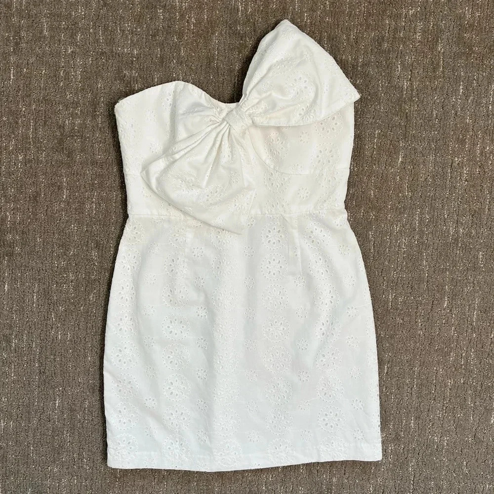 Anthropologie Hutch Eyelet Bow Tie White Mini Dress Strapless Size 8